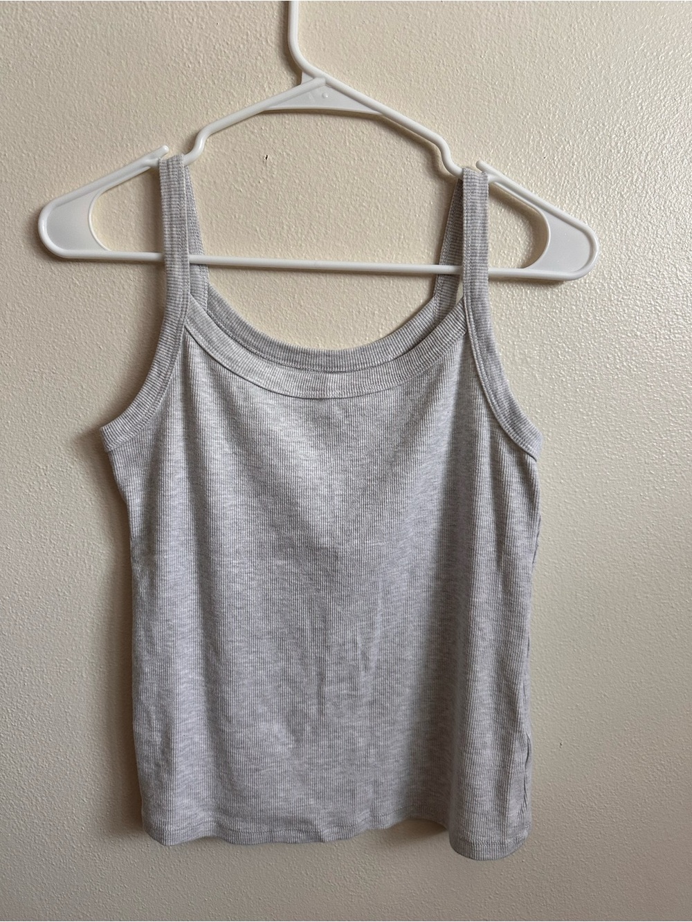 Old Navy Light Gray Ribbed Tank Top